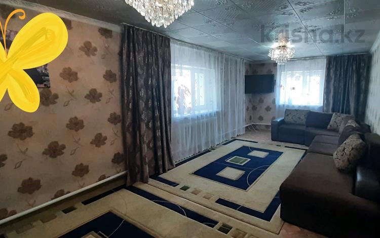 Отдельный дом · 4 комнаты · 92.7 м² · 5 сот., Пост А 24 за 16 млн ₸ в Семее — фото 2
