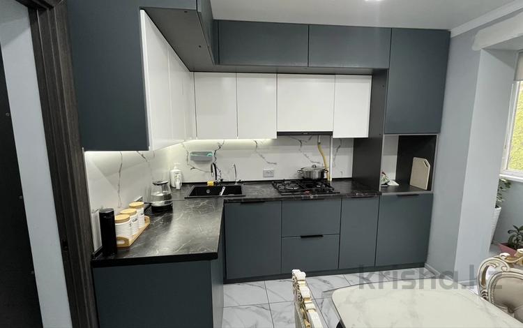 3-бөлмелі пәтер · 86 м² · 4/5 қабат, 11 ш/а., Шайкенова, бағасы: 30.5 млн ₸ в Актобе, мкр 11 — фото 2
