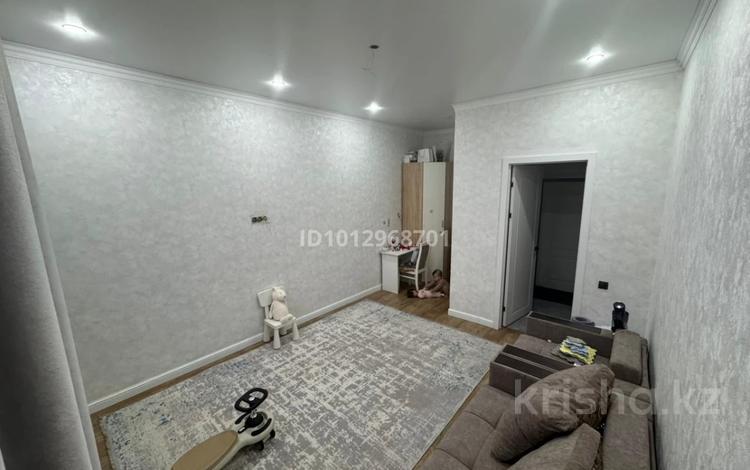 1-комнатная квартира · 43 м² · 4/5 этаж, мкр Юго-Восток, Кенжина 1/1 блок А, Б за ~ 19.4 млн ₸ в Караганде, Казыбек би р-н — фото 11