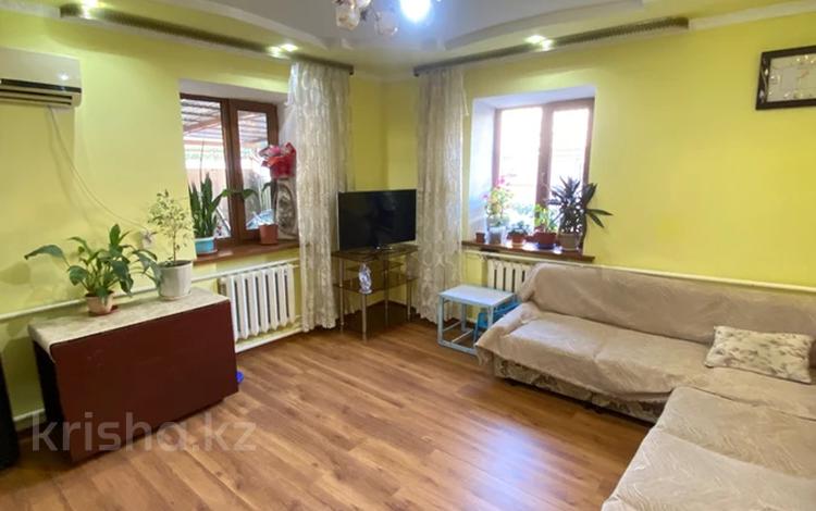 Отдельный дом · 4 комнаты · 60 м² · 6 сот., Алтынсарина 32 за 14 млн 〒 в Таразе — фото 2