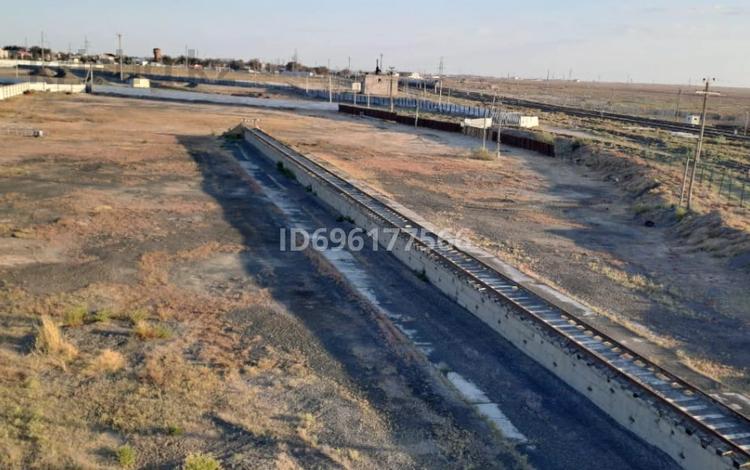 Промбаза · 3.5 га, Максота Танкибаева 561 — Возле переезда на Тенгиз за 190 млн 〒 в Кульсары — фото 7