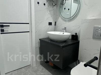 1-комнатная квартира · 50 м² · 8/9 этаж, Жамакаева 163 — Пархоменко за 17 000 ₸ в Семее