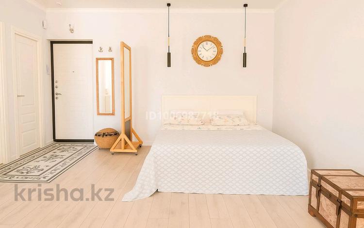 1-комнатная квартира · 38 м² · 12/12 этаж, Шевченко 109 за 18 000 ₸ в Алматы, Алмалинский р-н — фото 8