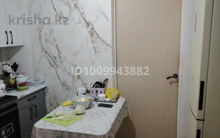 2-бөлмелі пәтер · 40 м² · 5/5 қабат, мкр Каратау 37А. — Торговый центр. ул Рыскулова, бағасы: 9 млн ₸ в Таразе — фото 6