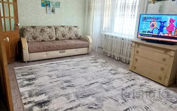 2-комнатная квартира · 75.3 м² · 2/5 этаж, 50 лет Октября 134 за 15 млн ₸ в Рудном — фото 3