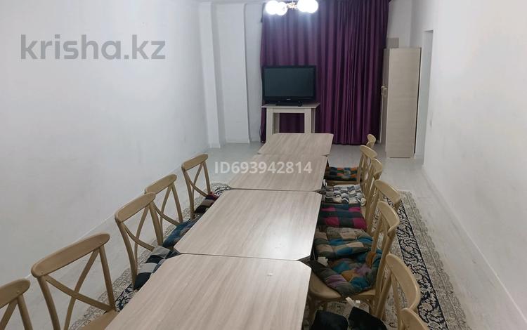 Дом · 3 комнаты · 150 м², Костанай 3/2 — Баймуханова за 35 000 ₸ в Атырау, мкр Привокзальный-5 — фото 2