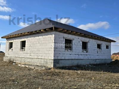 Отдельный дом · 4 комнаты · 180 м² · 10 сот., Рауан 2 за 18 млн 〒 в Актобе, жилой массив Рауан