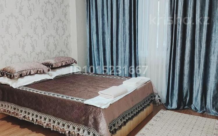 1-бөлмелі пәтер · 40 м² · 1/6 қабат, Көкжиек ш/а. 56, бағасы: 12 000 ₸ в Алматы, Жетысуский р-н — фото 2