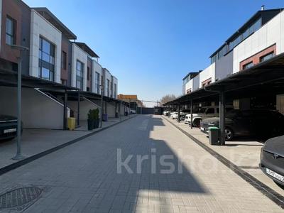 7-комнатная квартира · 450 м² · 1/3 этаж, улица 4-ая 2 за 430 млн 〒 в Алматы, Бостандыкский р-н