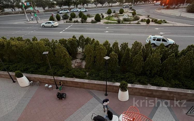 3-бөлмелі пәтер · 121 м² · 2/4 қабат, 14-ш/а. 99, бағасы: 100 млн ₸ в Актау, 14-й мкр — фото 2