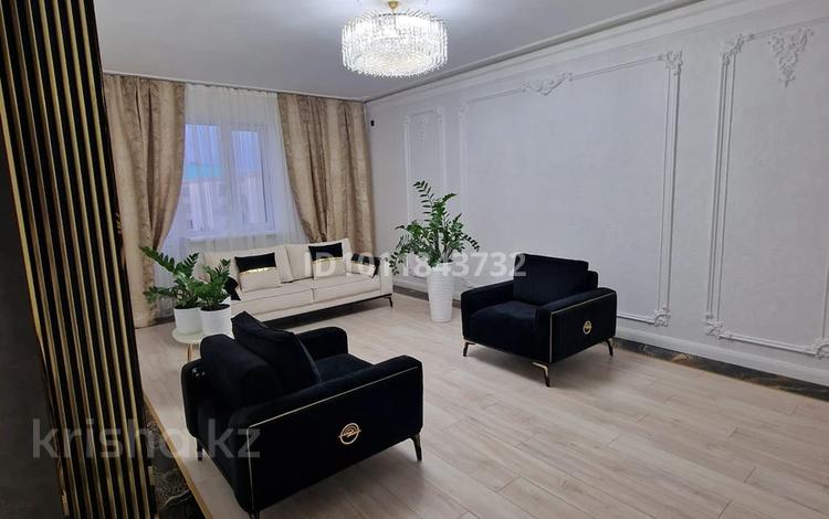 4-бөлмелі пәтер · 133 м² · 3/4 қабат, мкр Самал, Адгама Каримова 117 — Рядом ЖК «Samal Town», бағасы: 400 000 ₸ в Атырау — фото 2