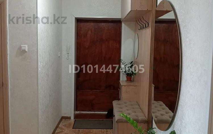 2-бөлмелі пәтер · 60 м² · 7/10 қабат, Гагарина, бағасы: 21.5 млн ₸ в Уральске — фото 2