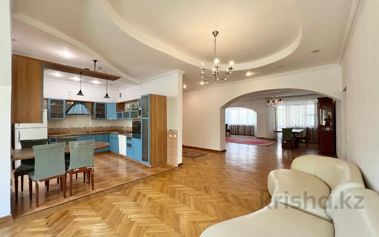 4-комнатная квартира · 193 м² · 2/7 этаж, мкр Самал-2 91 за 190 млн ₸ в Алматы, Медеуский р-н — фото 19