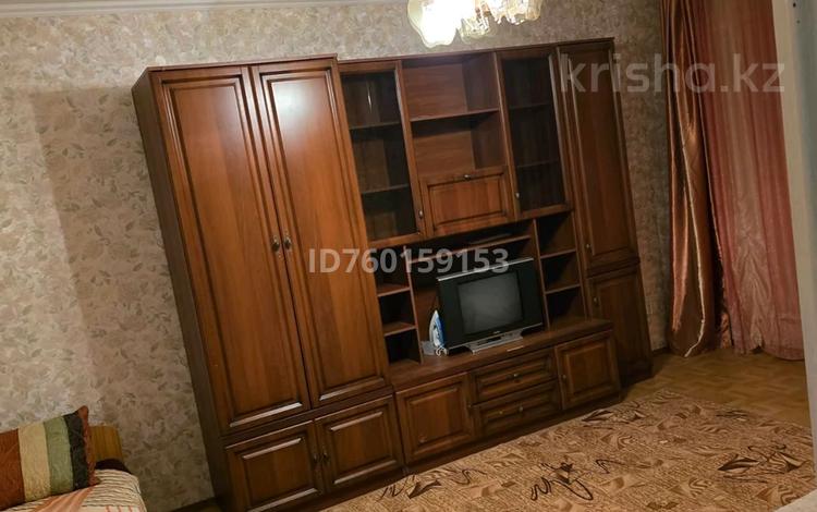 1-бөлмелі пәтер · 37 м² · 9/9 қабат, 5 мик 24 — Торговый центр Лидер, бағасы: 100 000 ₸ в Аксае — фото 2