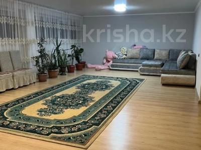 4-комнатная квартира · 182 м² · 15/15 этаж, мкр Мамыр-3 — Саина Шаляпина за 88 млн ₸ в Алматы, Ауэзовский р-н