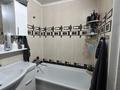3-бөлмелі пәтер · 74.9 м² · 5/5 қабат, мкр Михайловка , Аманжолова 43, бағасы: 27.5 млн ₸ в Караганде, Казыбек би р-н — фото 5