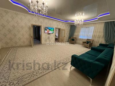 Отдельный дом · 6 комнат · 200 м² · 8 сот., мкр Самал-3, Баршын 62 — 6 поликлиника, 136 мектеп, Самал бала-бақшасы за 60 млн ₸ в Шымкенте, Абайский р-н