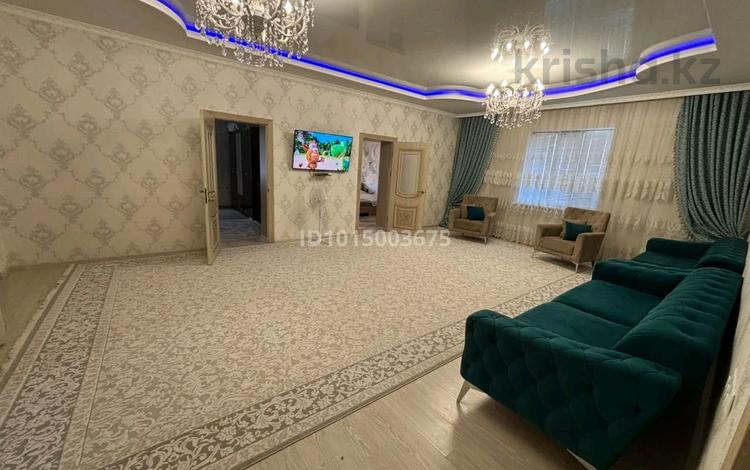 Отдельный дом · 6 комнат · 200 м² · 8 сот., мкр Самал-3, Баршын 62 — 6 поликлиника, 136 мектеп, Самал бала-бақшасы за 60 млн ₸ в Шымкенте, Абайский р-н — фото 2