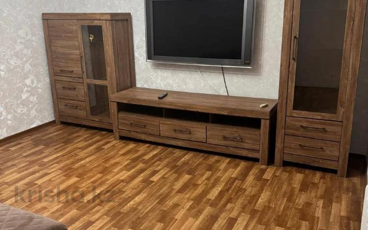 2-бөлмелі пәтер · 54 м² · 5/9 қабат, мкр Юго-Восток, Мкр Степной 4 2, бағасы: 200 000 ₸ в Караганде, Казыбек би р-н — фото 2