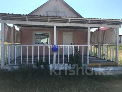 Дом · 3 комнаты · 42 м², 3 озеро за 15 000 ₸ в Бозанбае
