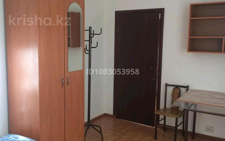 1 бөлме · 12 м² · 1 қабат, улица Медеу 58 — Окжетпес, бағасы: 60 000 ₸ в Астане, Сарыарка р-н — фото 2