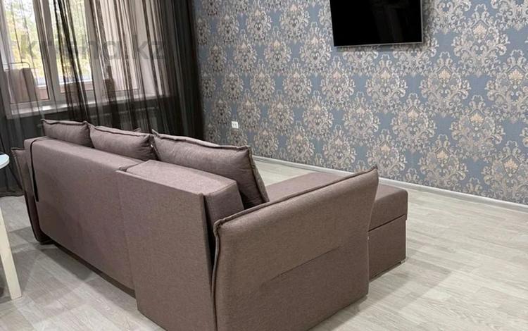 1-комнатная квартира · 40 м² · 2/6 этаж, Тюленина 6 за 12 000 ₸ в Уральске — фото 2