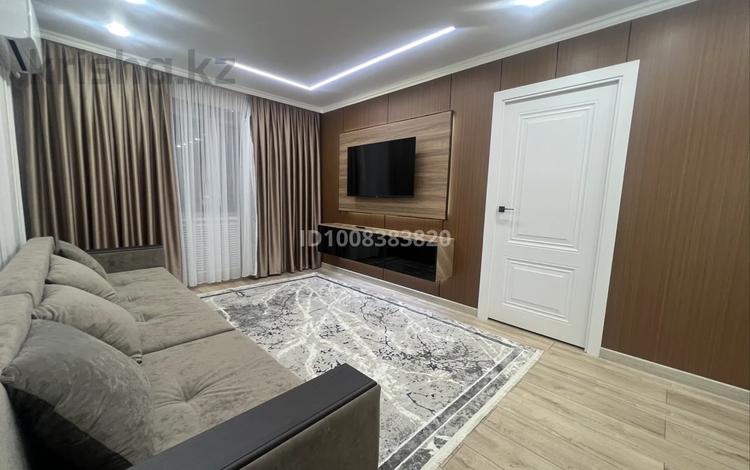 2-бөлмелі пәтер · 40 м² · 3 қабат, Толе би 58 — Толе би Желтоксан, бағасы: 20 000 〒 в Таразе — фото 2