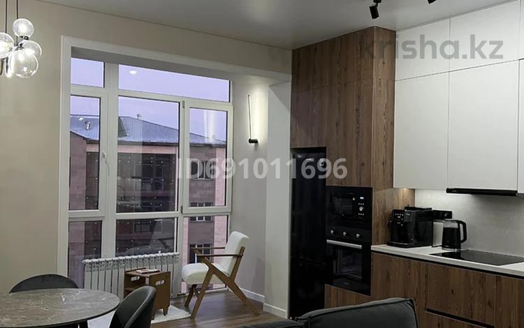 3-комнатная квартира, 71 м², 5 этаж, Увалиева 11