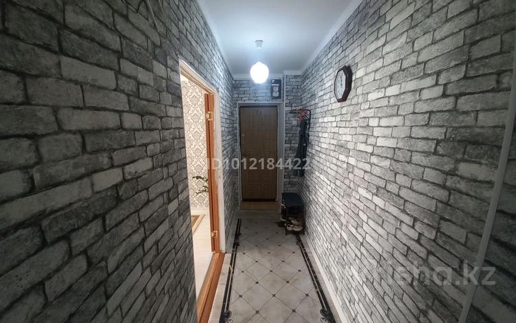 2-комнатная квартира · 48.2 м² · 3/5 этаж, Т.Н. Шевченко 31А за 15 млн ₸ в Актобе, мкр Гормолзавод — фото 2
