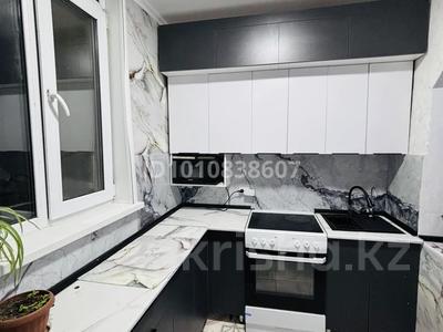 4-комнатная квартира · 80 м² · 4/6 этаж, Пушкина — Пушкина -Сатпаева за 32 млн 〒 в Жезказгане