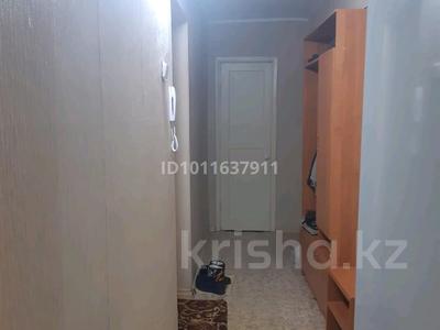 3-бөлмелі пәтер · 55.7 м² · 2/5 қабат, Комарова 10, бағасы: 7.5 млн ₸ в Алтае