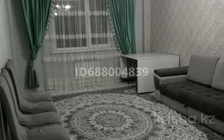 2-комнатная квартира, 54 м², 1/10 этаж, Байгазиева 35б — Алатау ажары. за 25.5 млн 〒 в Каскелене — фото 2