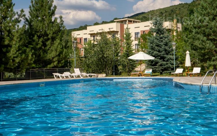4-комнатная квартира · 160 м² · 3/3 этаж, Улытау 180/8 за 265 млн ₸ в Алматы, Бостандыкский р-н — фото 2