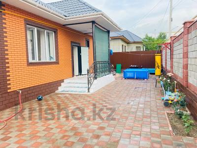 Жеке үй · 4 бөлме · 143 м² · 6 сот., Дәстүр — Алтын ауыл, бағасы: 48 млн 〒 в Каскелене