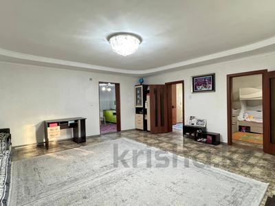 Отдельный дом · 3 комнаты · 84.5 м² · 6 сот., 16 линия 113 за ~ 18 млн ₸ в Семее