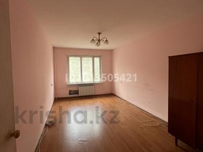 2-бөлмелі пәтер · 54 м² · 3/5 қабат, мкр Аксай-3А 53, бағасы: 200 000 ₸ в Алматы, Ауэзовский р-н