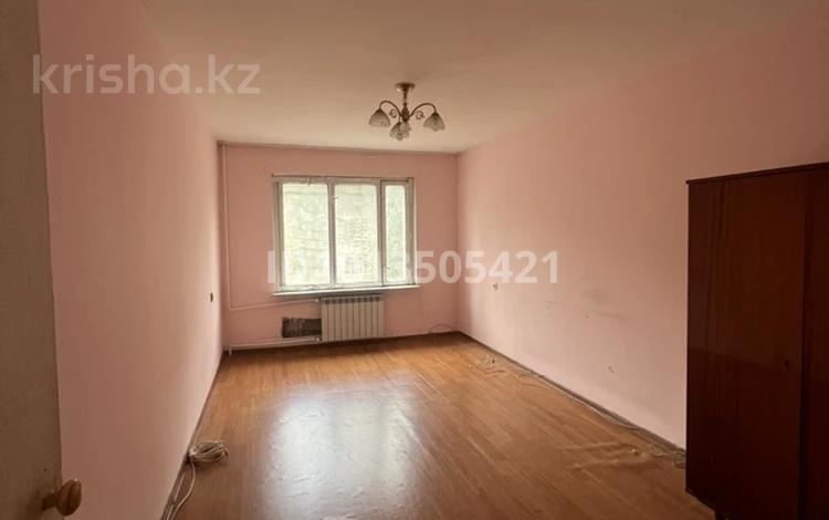 2-бөлмелі пәтер · 54 м² · 3/5 қабат, мкр Аксай-3А 53, бағасы: 200 000 ₸ в Алматы, Ауэзовский р-н — фото 2