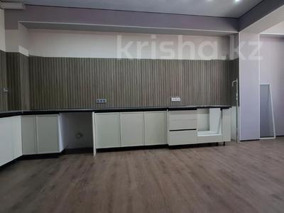 2-комнатная квартира · 85 м² · 10/10 этаж, 18 28 за 29 млн ₸ в Актау, 18-й мкр 