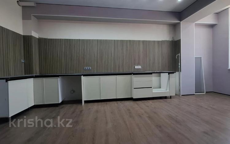 2-комнатная квартира · 85 м² · 10/10 этаж, 18 28 за 29 млн ₸ в Актау, 18-й мкр  — фото 18