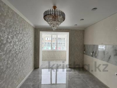 3-комнатная квартира · 90 м² · 5/6 этаж, 68 квартал за 26 млн 〒 в Темиртау