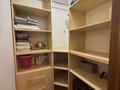4-комнатная квартира · 135 м² · 8/25 этаж · помесячно, Абиша Кекилбайулы 270 за 800 000 〒 в Алматы, Бостандыкский р-н — фото 13