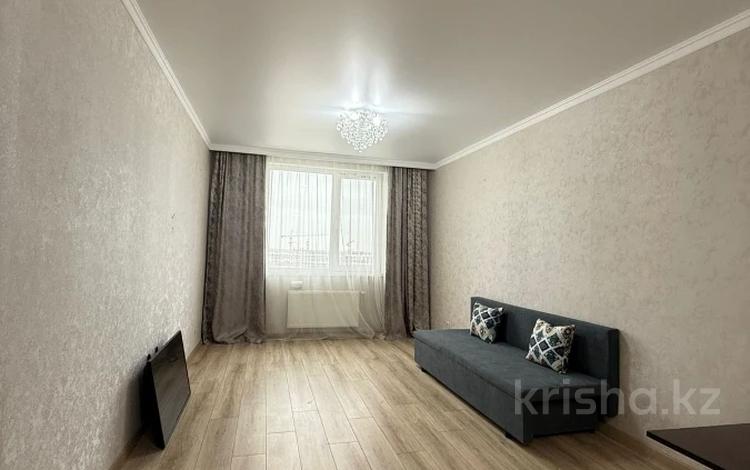 2-комнатная квартира · 45 м² · 10 этаж, Мангилик Ел 72/1 за 250 000 ₸ в Астане — фото 4