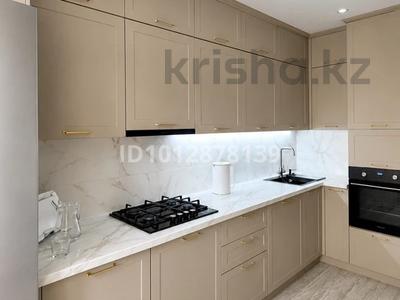 2-бөлмелі пәтер · 70 м² · 9/10 қабат, Абая 244, бағасы: 29.3 млн ₸ в Уральске