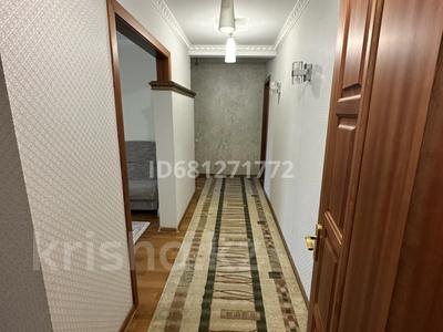 3-комнатная квартира, 70 м², 3/5 этаж помесячно, Малайсары Батыра 33 за 150 000 〒 в Павлодаре