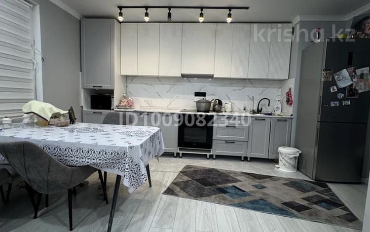 3-бөлмелі пәтер · 78 м² · 6/12 қабат, мкр Аккент 98, бағасы: 340 000 〒 в Алматы, Алатауский р-н — фото 2