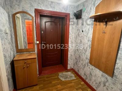 2-бөлмелі пәтер · 45 м² · 2/2 қабат, Целинная 34, бағасы: 5 млн ₸ в Семее