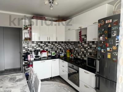 2-бөлмелі пәтер · 62 м² · 14/14 қабат, Сакена Сейфуллина 41 — Айманова, бағасы: 33.7 млн ₸ в Астане, р-н Байконур