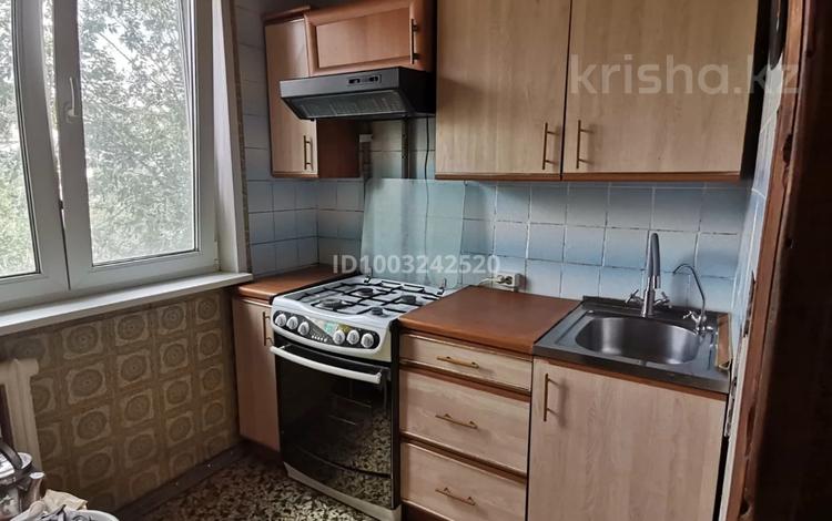 3-комнатная квартира · 47.3 м² · 4/5 этаж, мкр 5, Абулхайыр хана 67а — Таксим за 14 млн 〒 в Актобе — фото 2