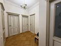 3-комнатная квартира · 90 м² · 4/5 этаж, Кабанбай батыра 7 за 105 млн ₸ в Астане, Нура р-н — фото 9