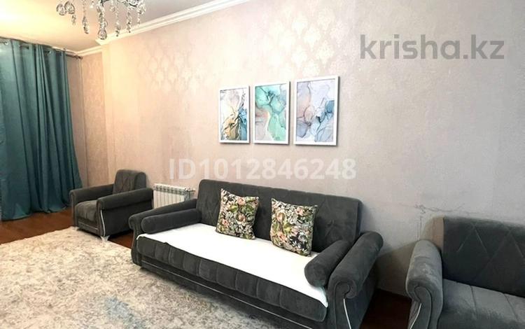 2-комнатная квартира · 60 м² · 11/20 этаж, Брусиловского 144 за 300 000 ₸ в Алматы, Алмалинский р-н — фото 2